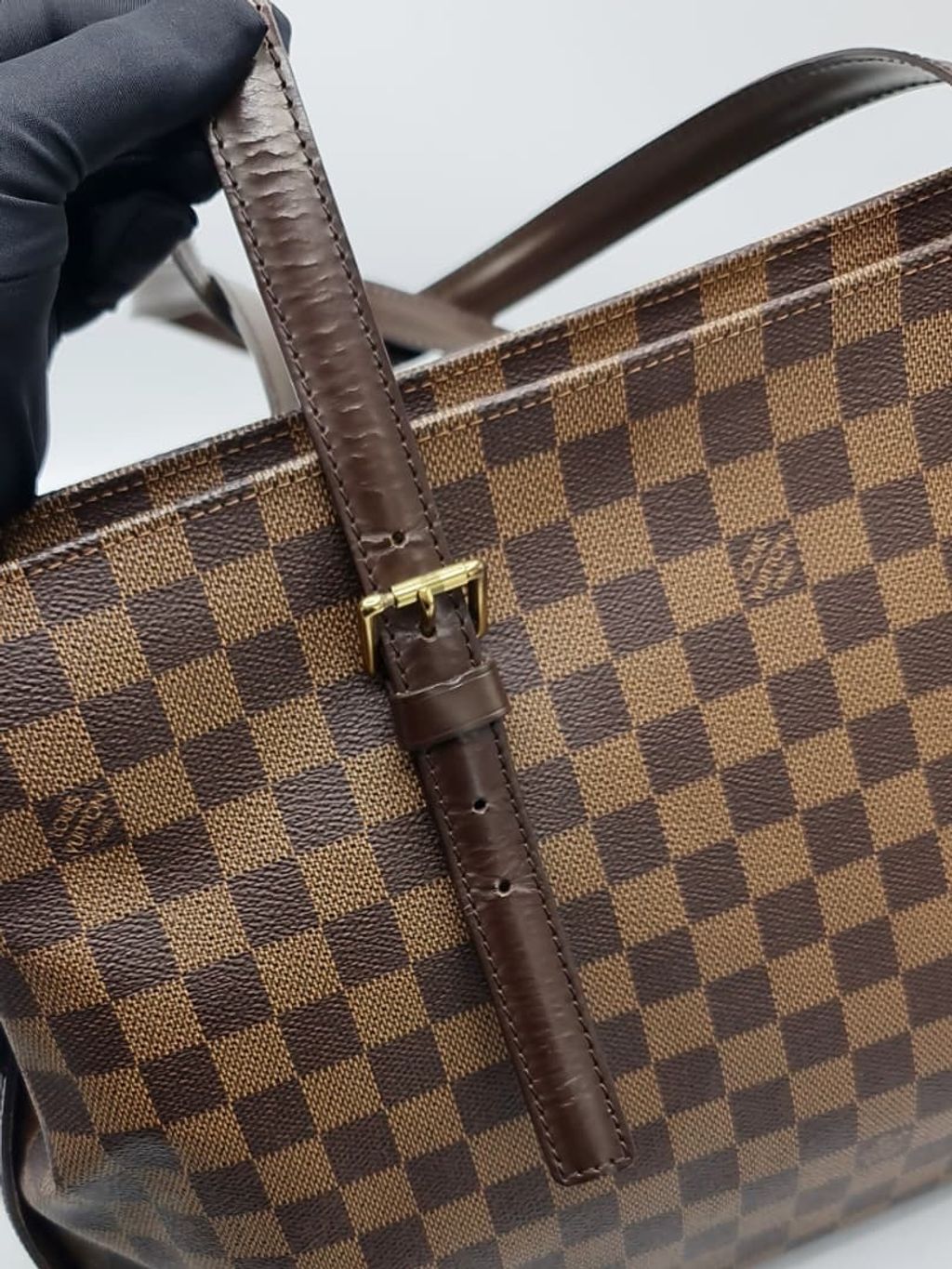 72133fa9-e1cb-480e-89aa-a39141a3108a