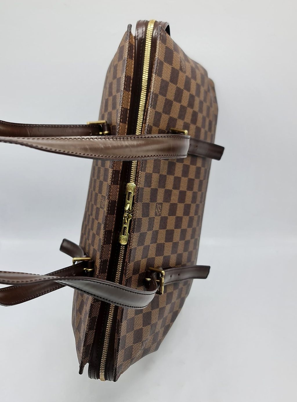 b8920a28-386f-4e34-93c1-b9efcc423a86