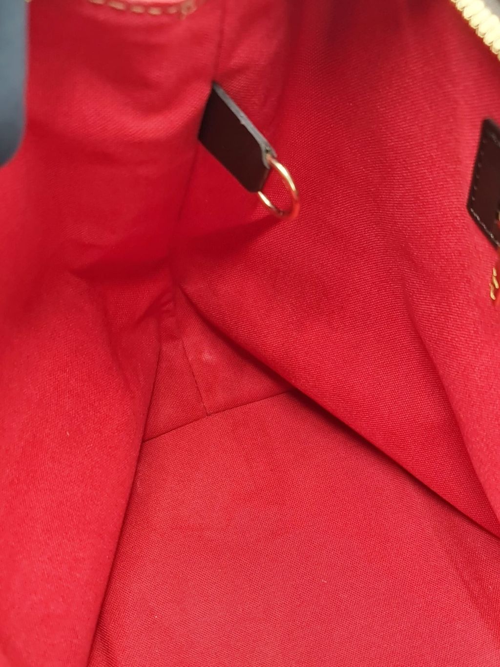 0ed81498-94f8-4354-96fd-8786d880851e