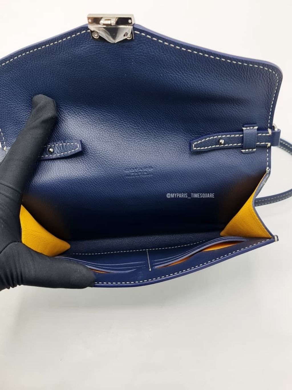 e1908b38-6fa6-4ad8-8ef8-ff290ef9238d