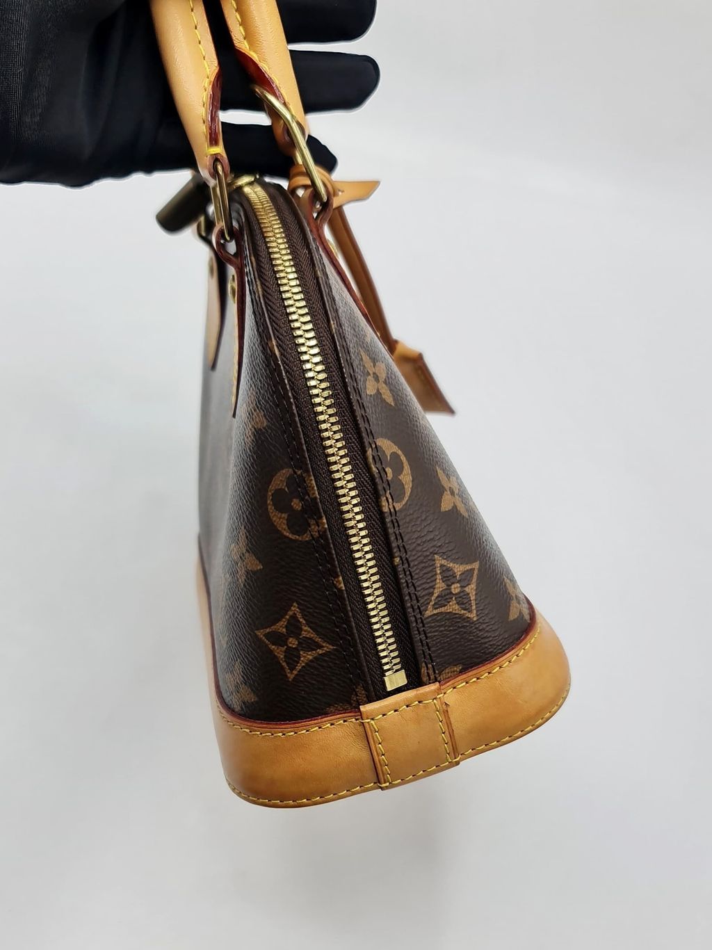 d1058f47-7c86-4ce0-a63c-41586b3211db