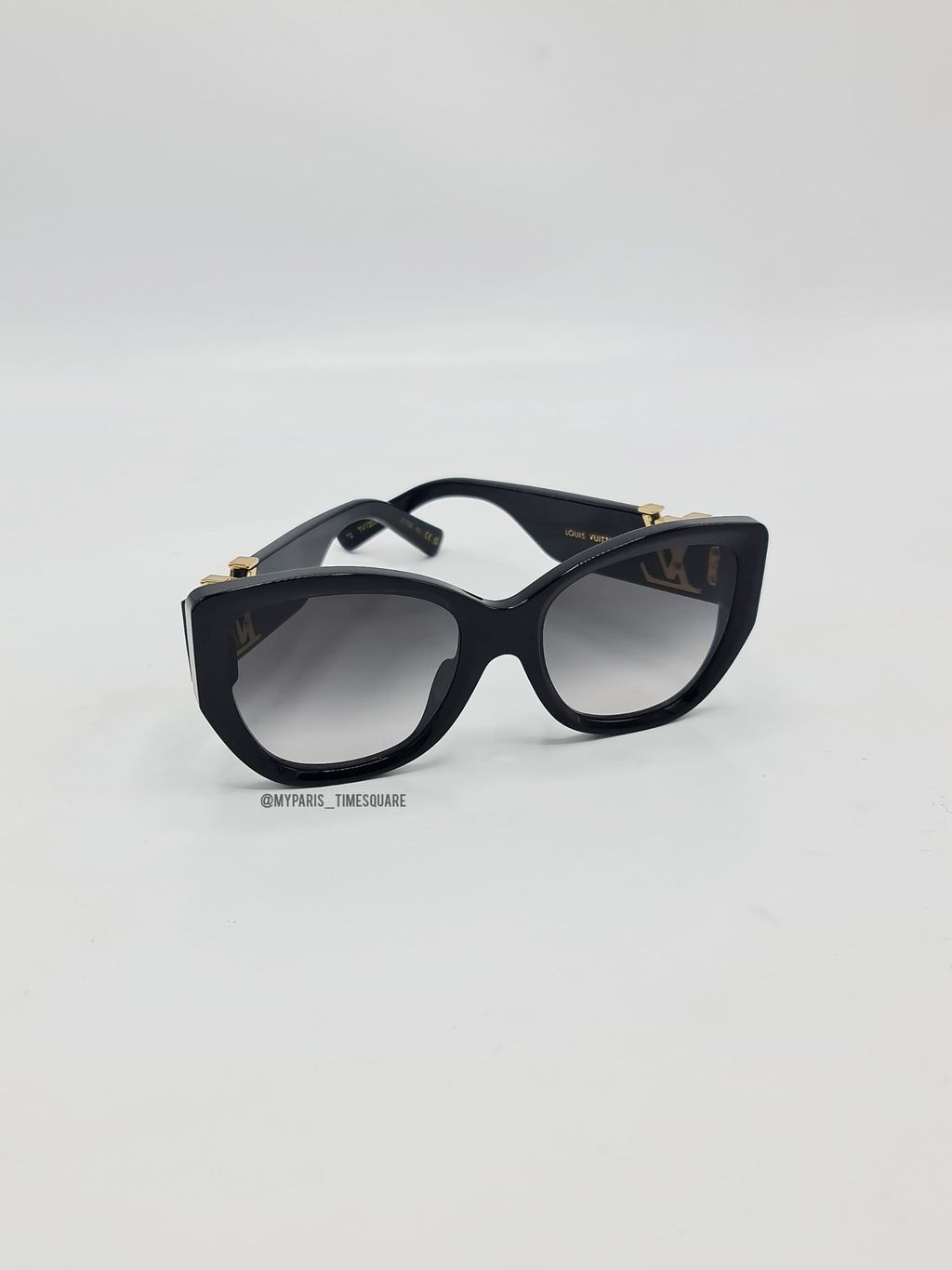 da4a108d-d378-46ef-90e7-4f95c1f7db14