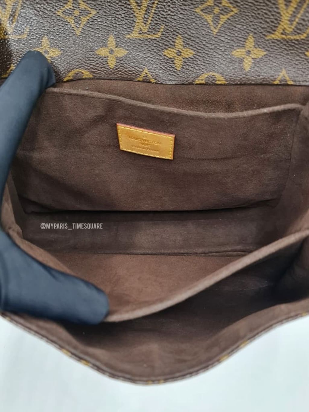 af04bcd8-006e-4b7a-99fb-eeda2ee5b180