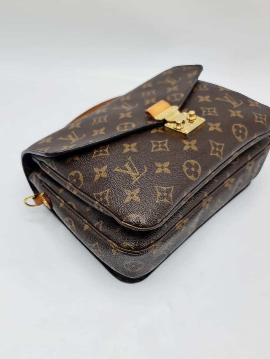 5f5e5895-41db-4829-b5ef-1bc3796fb878