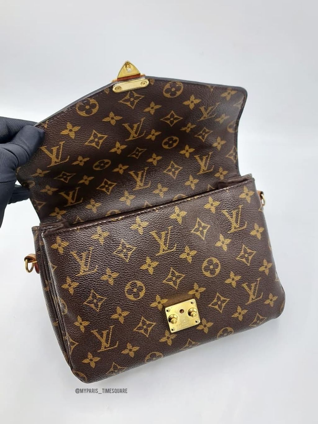 0c5fd4f6-5894-4b57-bc2e-0eed5982314b