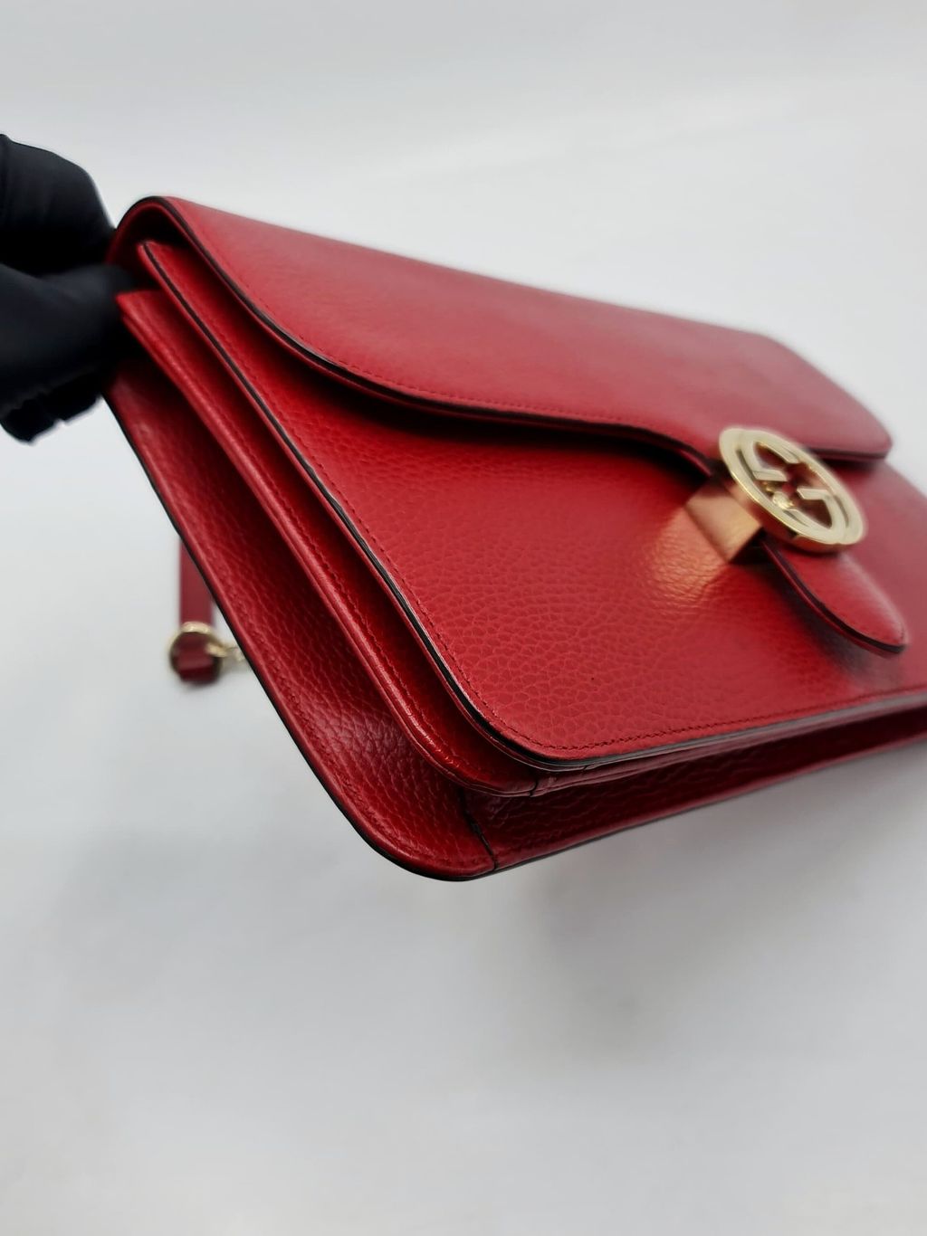 53b21950-a5e9-4bd0-9715-a4355959373e