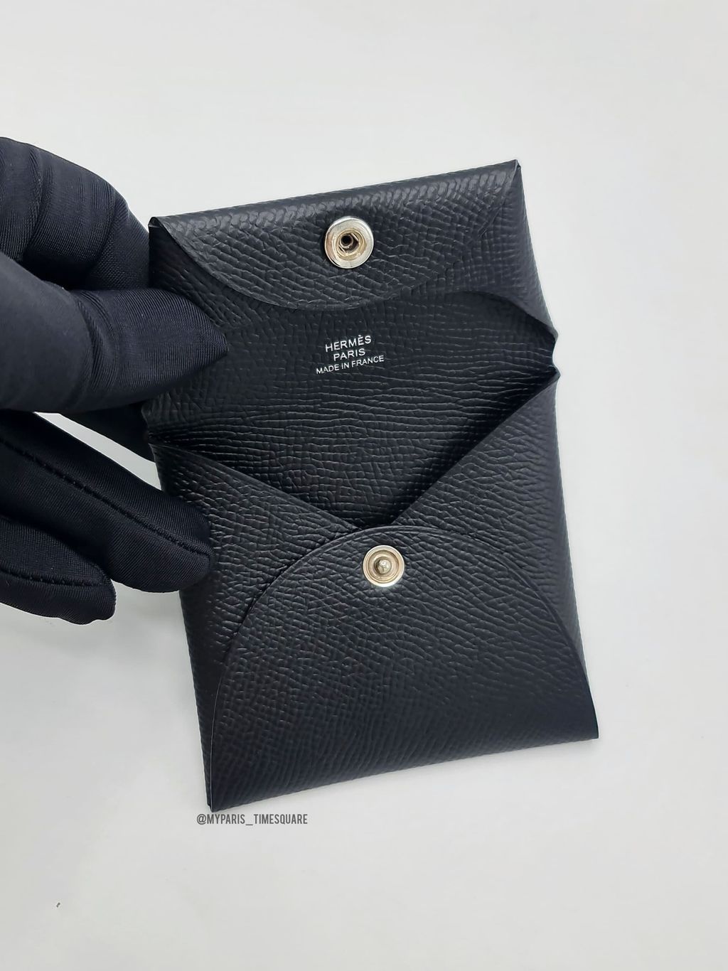 b5d09ffc-bf0d-413c-8a42-60218c06022e