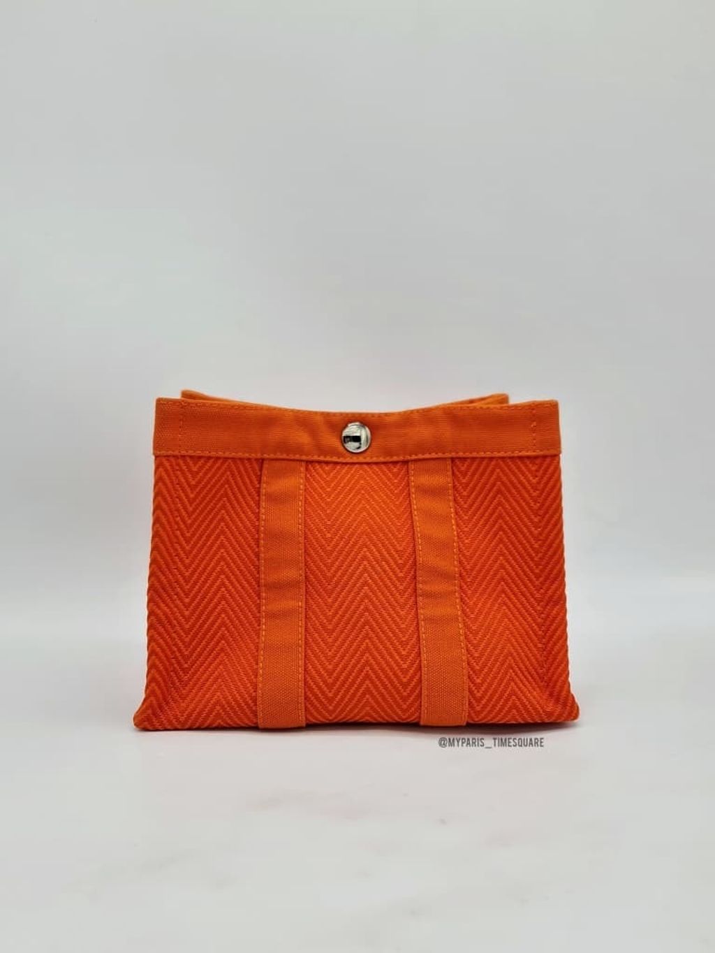 7cc4ee04-2c77-46ad-b8cd-6999b74f6af4