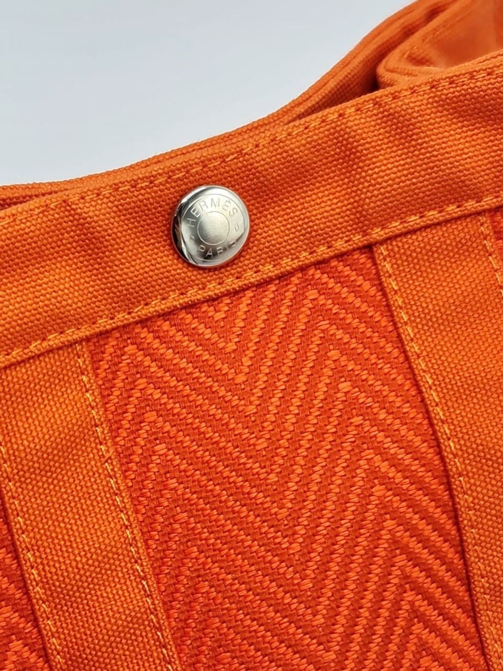 f28a7dc3-af68-41a6-92b2-b59fd6195831