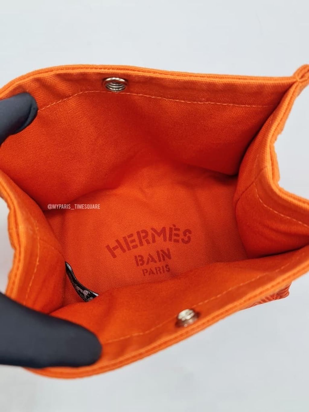 b5f4e995-7c1a-421a-87ef-586f87e1550f