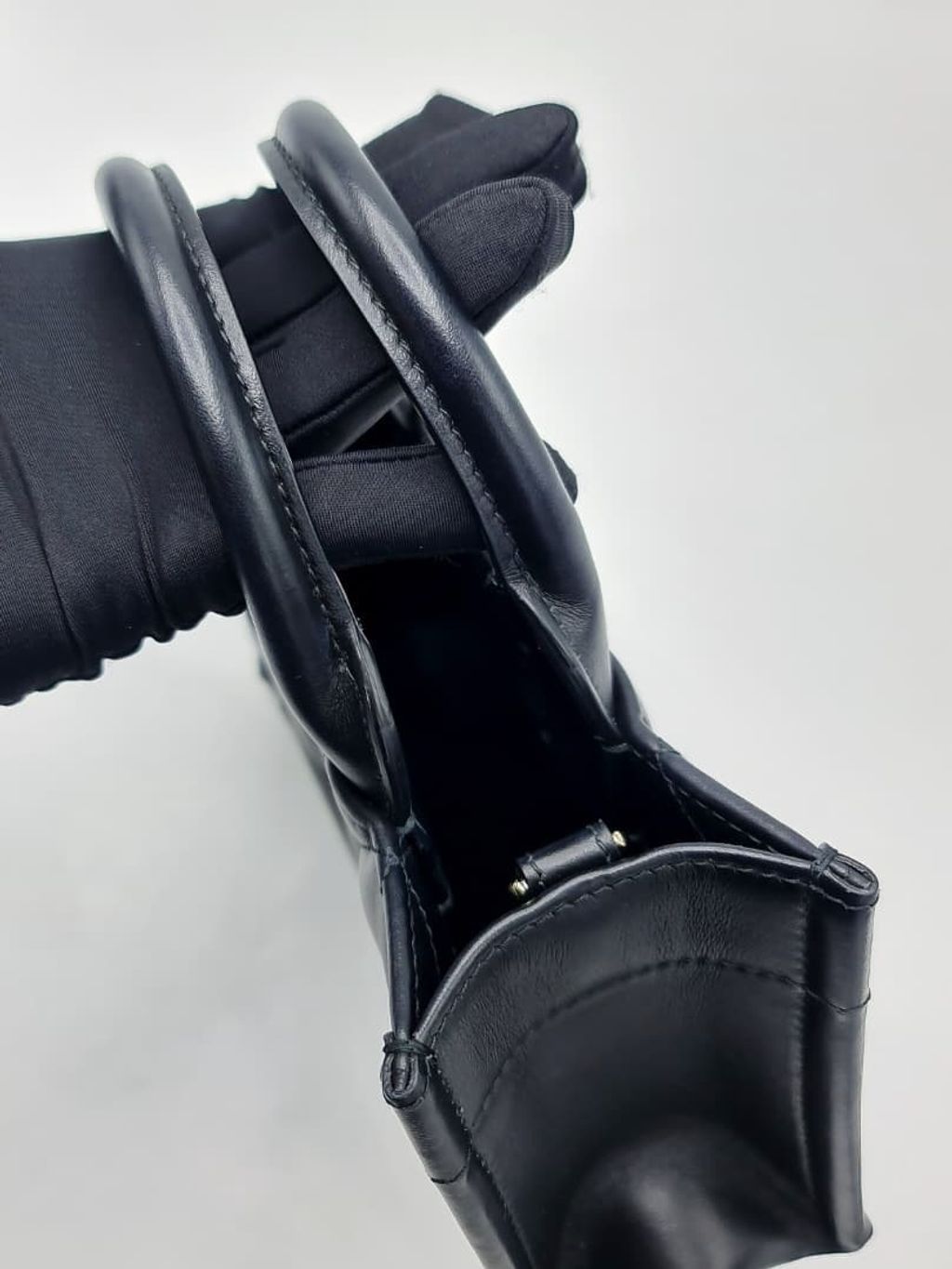 be45bed7-9a0c-4b91-a351-28e00a6a2033