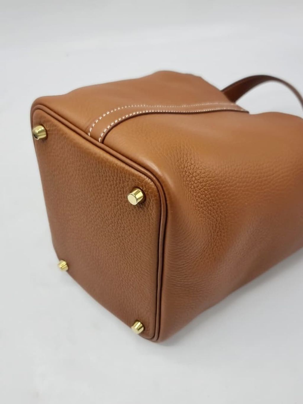 8381eb64-4a84-49b3-a8ff-dadd208bbf32