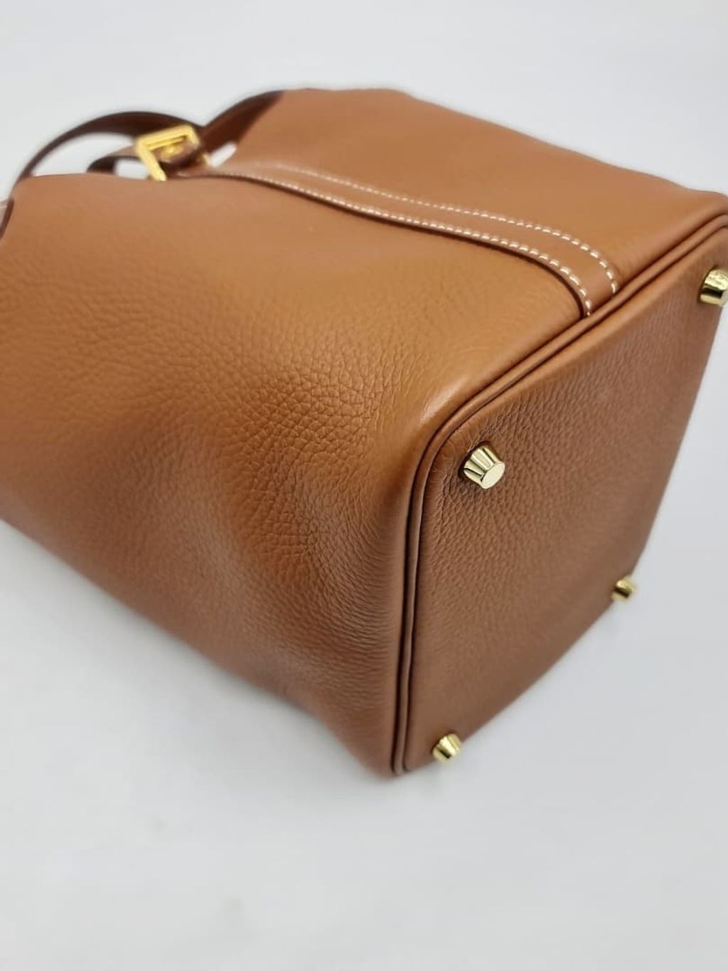 11bab792-093e-4a86-9138-5efd731fce3c