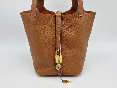 ba833dec-1e8e-43f5-a81c-926bb64806d7