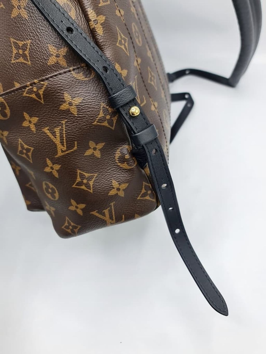 ee873371-4cc2-4360-920d-14f9cfe98bc8