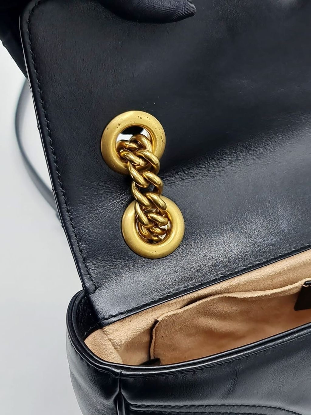 08333fd1-4c8d-4035-9936-3ea7ae7c99b7