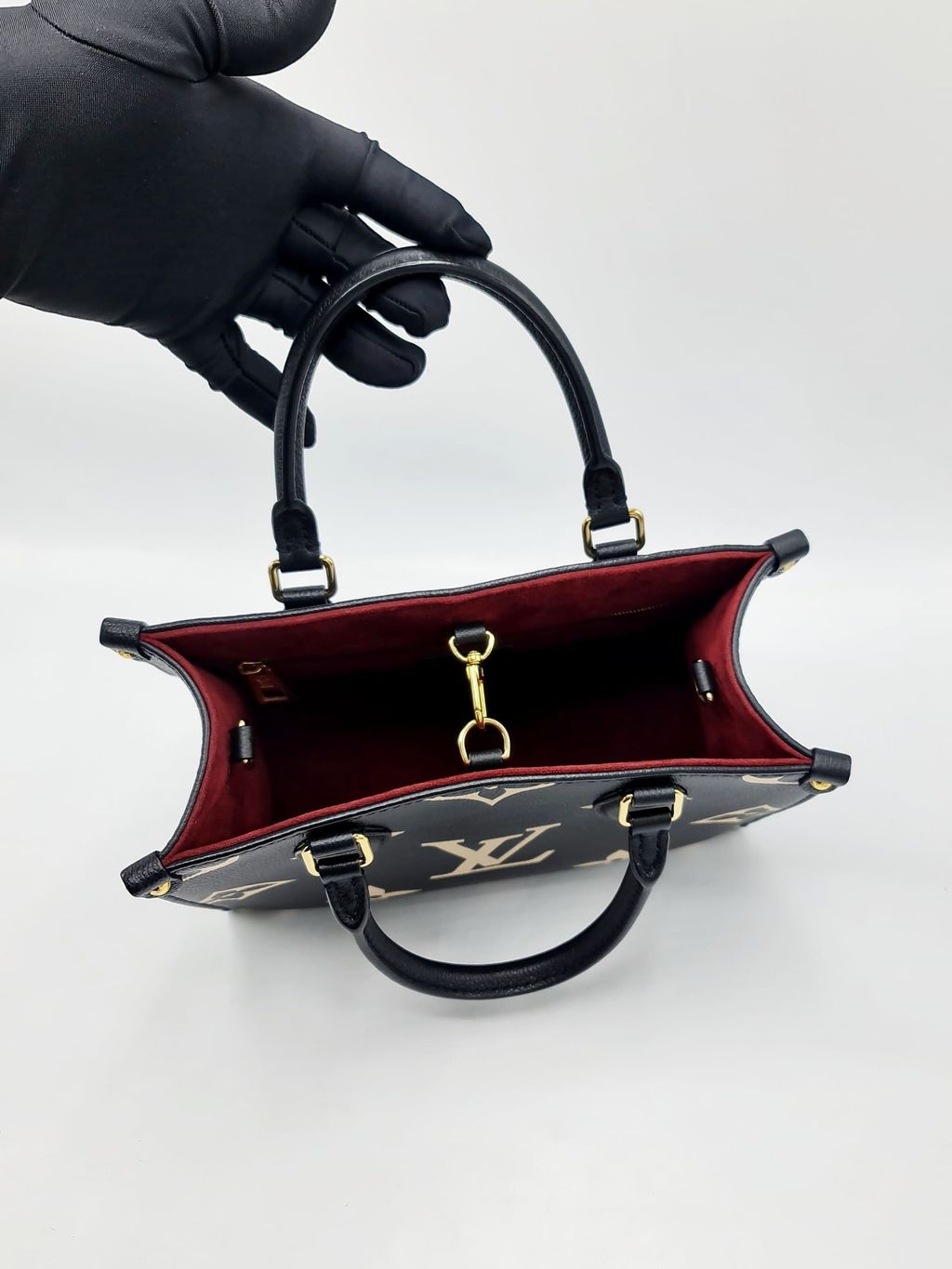 ded4565c-0c29-45ca-84f5-cfb99dd80302