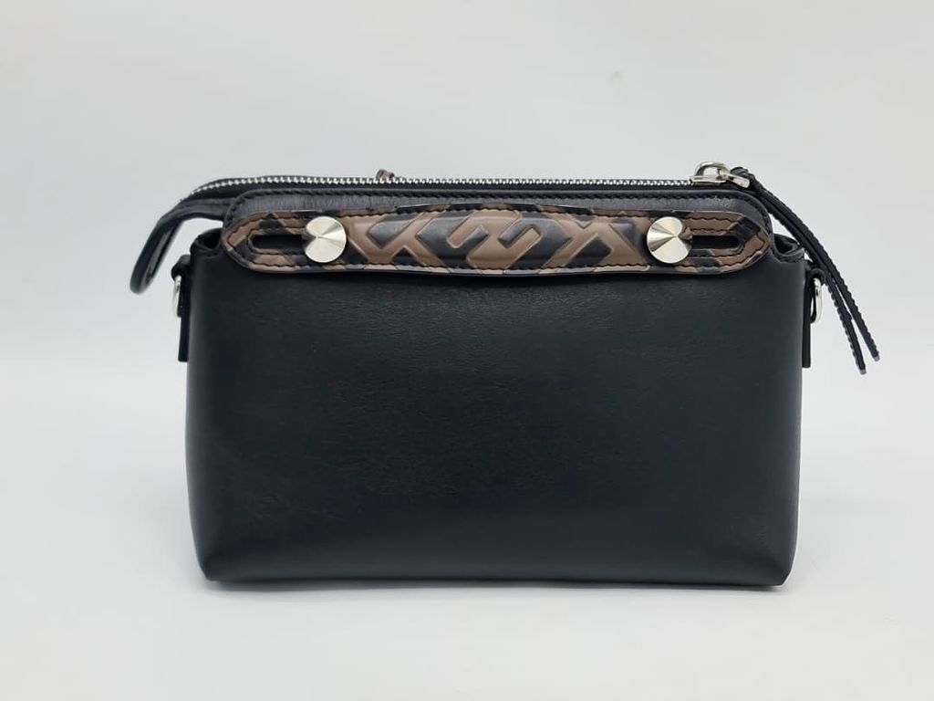 9a0207e1-f0d3-4c8d-ad72-e4fbfc1fb494