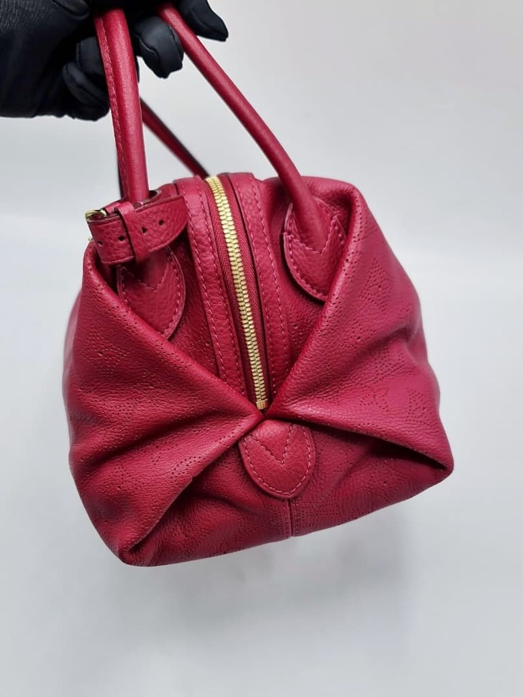 d95fff46-9ca7-49fe-a7ad-ba28ed214be4