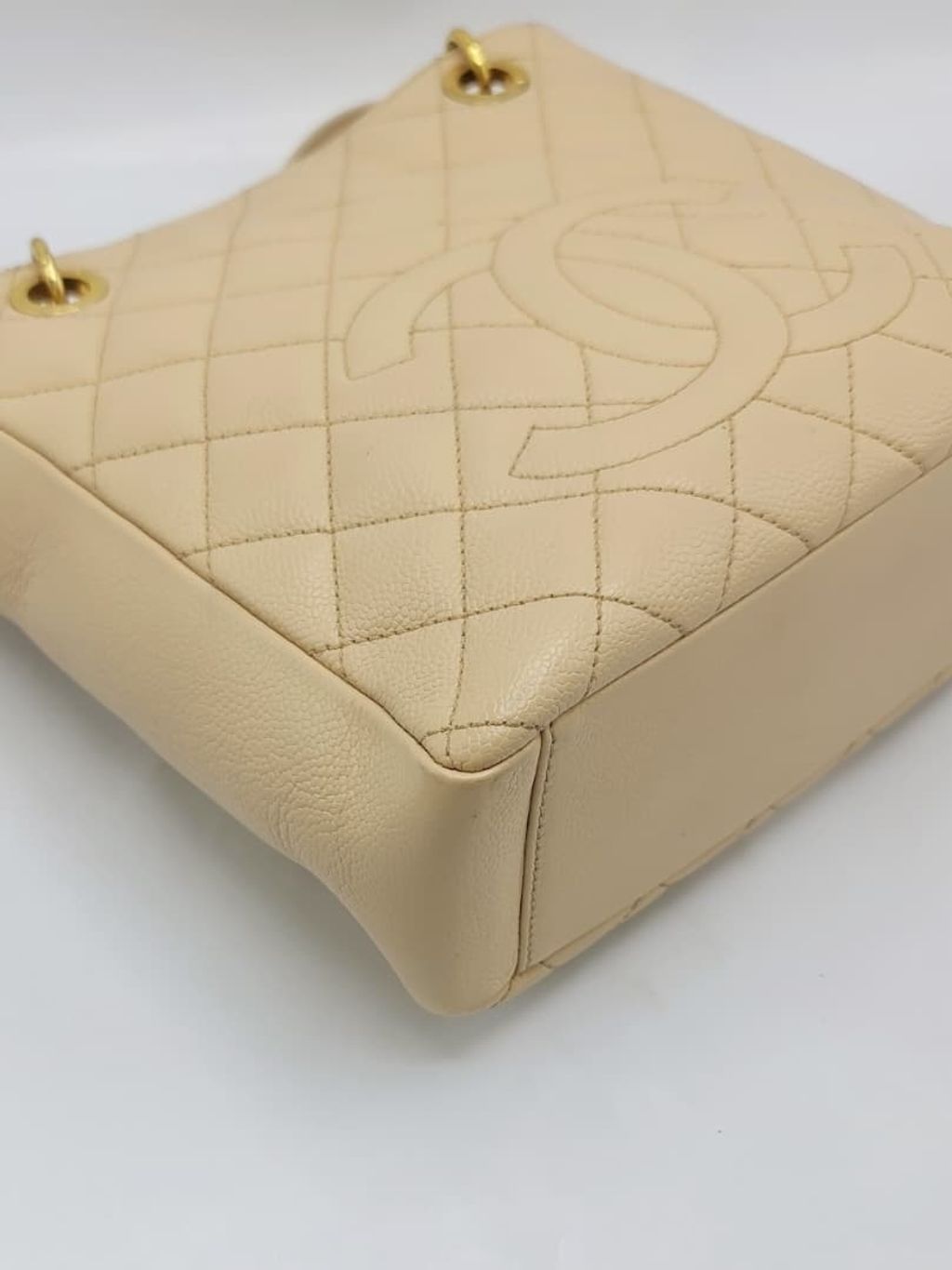 fdc7c34f-469f-4385-a1fd-e8e2aa087a78