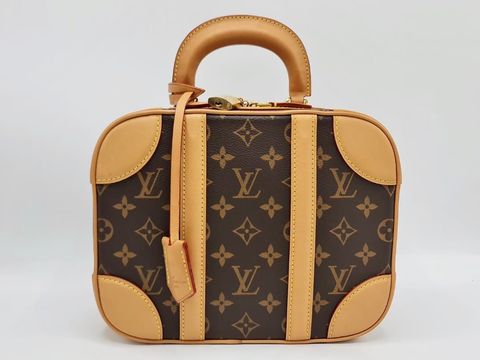 c665e02b-9892-4a3c-9292-8e70c600d440