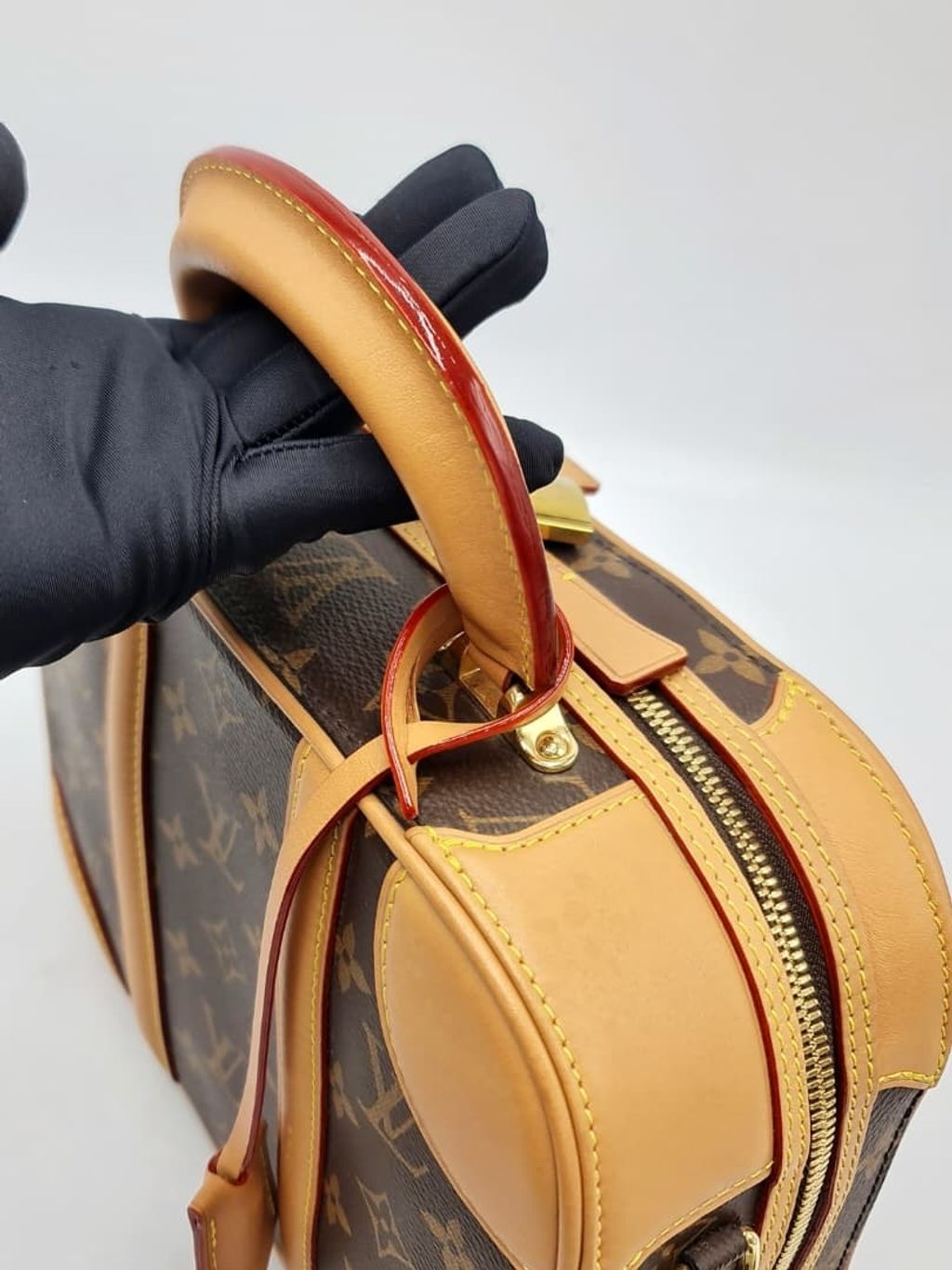 6f77ae7a-8ade-4f7b-9d1c-8a32c5dee2b5