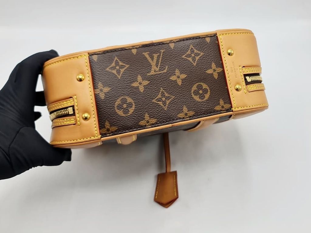 5278b78f-5ba7-4c85-9eb2-a355f1b2631a