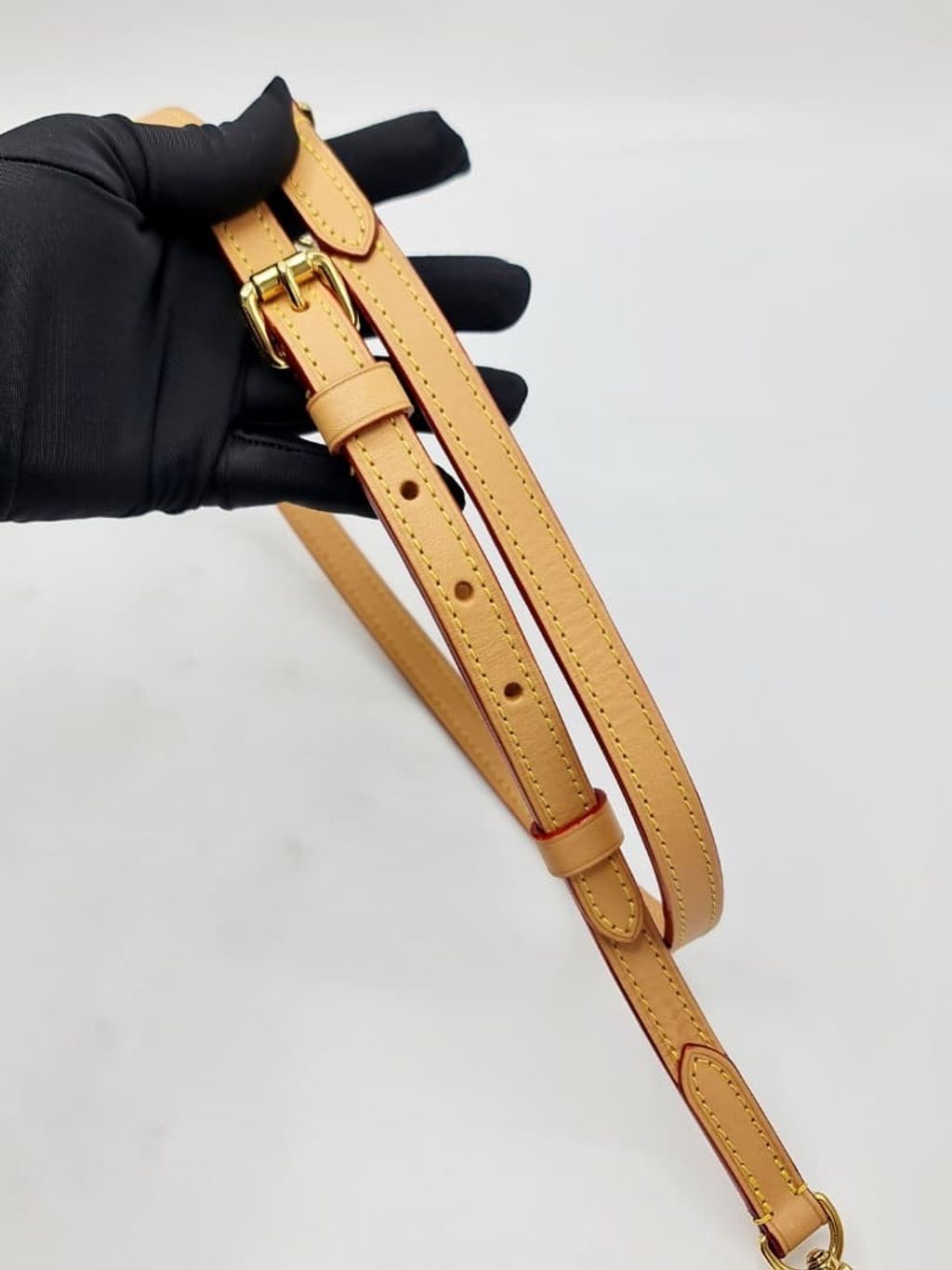 f3b763f8-9b3b-4ab5-aff3-0b09112e3738