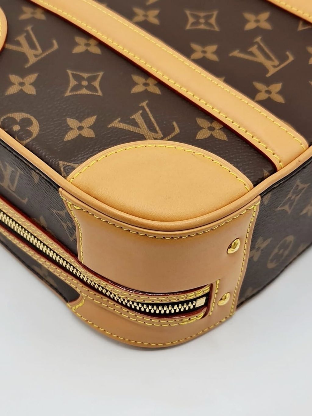 f4c91773-7ab9-412f-ad7f-cf9a3d27c479