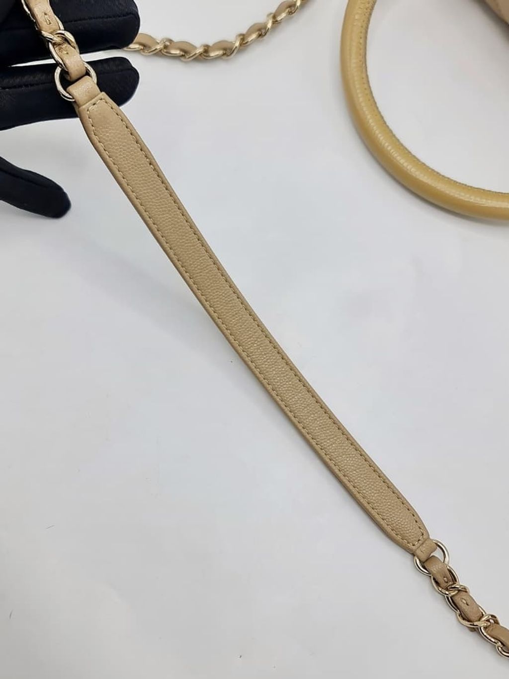 8258b033-85d2-49f5-978c-e8aff2aacc69