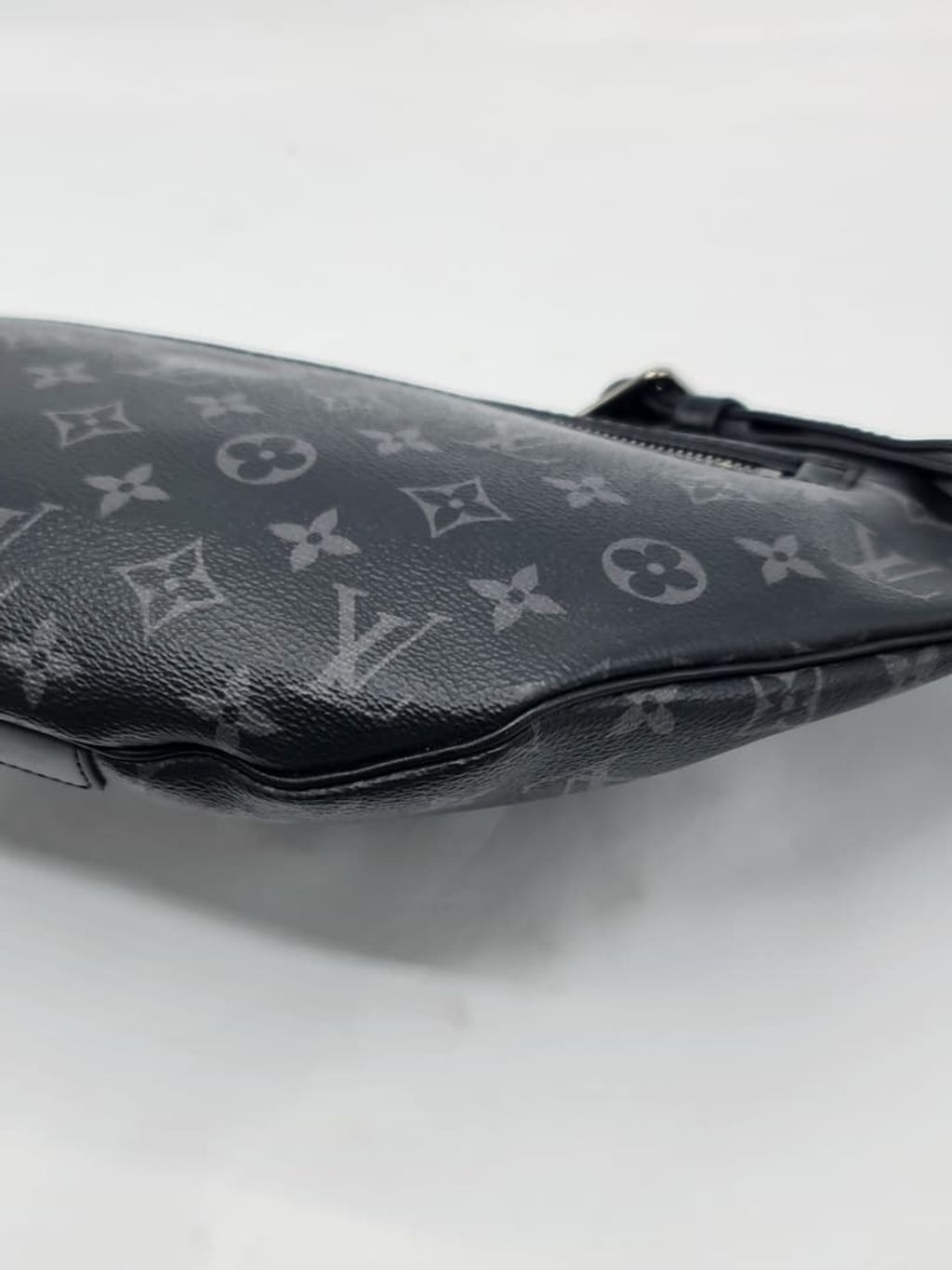 27433dbc-d65f-473d-b333-b79c8673f691