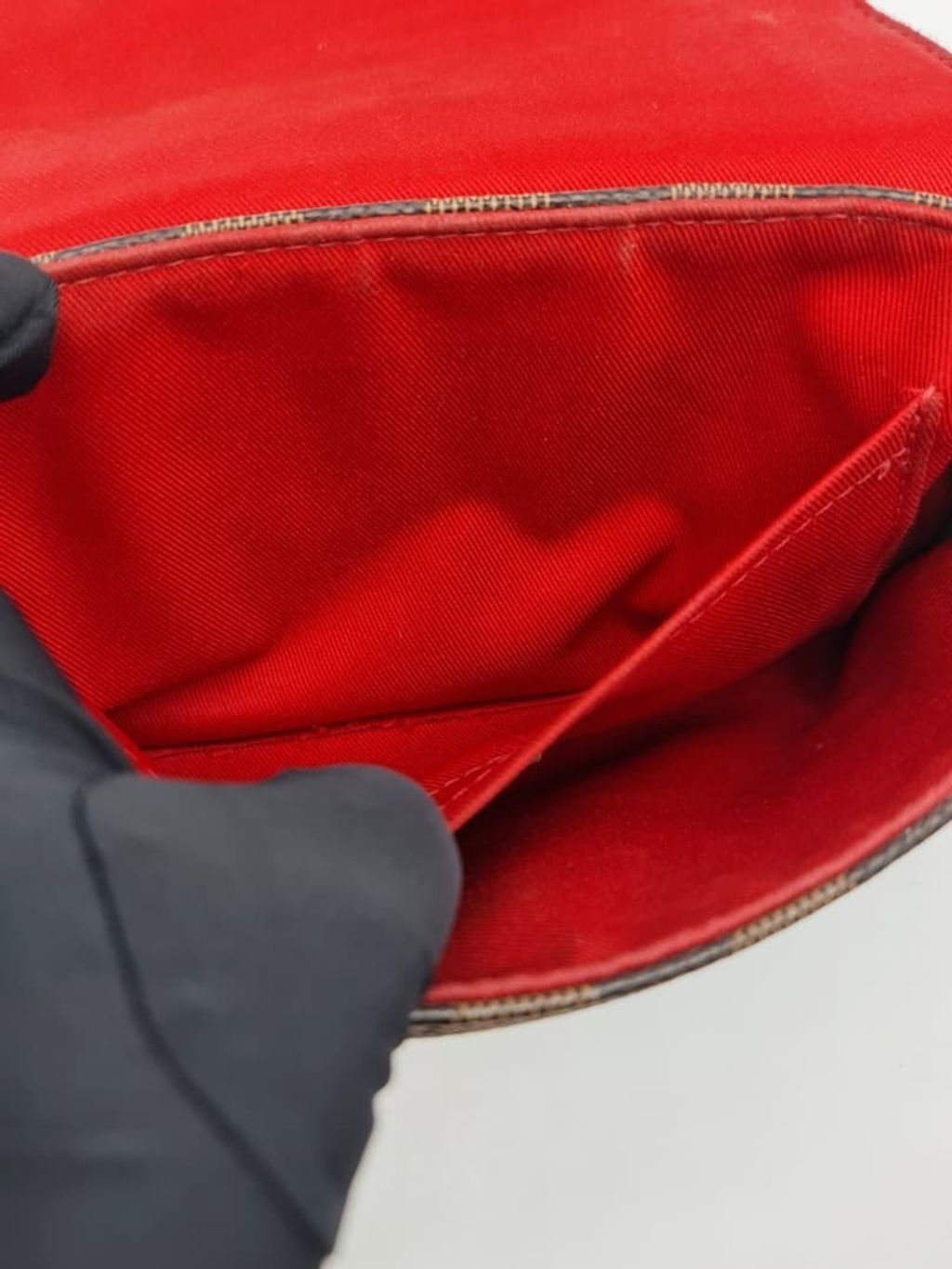 7a99421c-cb8d-48cc-92ad-9856f0f1e245