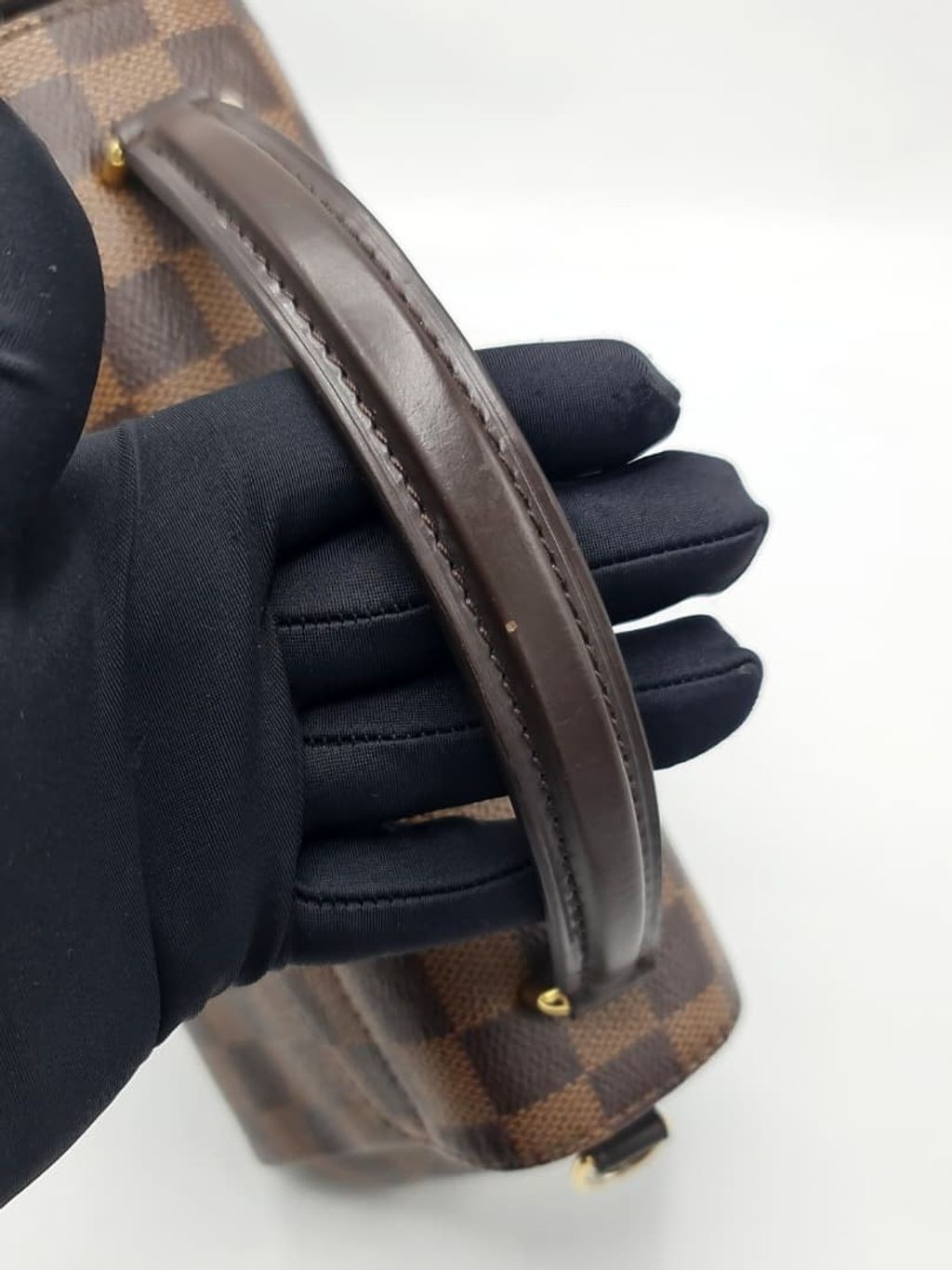 cb5bb0d2-2122-4012-8c76-eb2d2d6c23e7