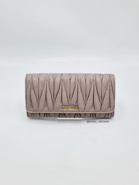 3cb89d41-1d99-48a9-bcce-99dc613f2704