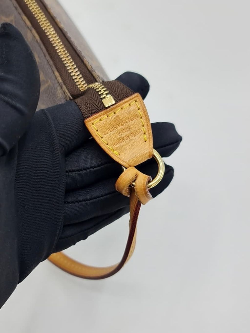 a3260911-5c15-4a42-a856-1072150d61ab