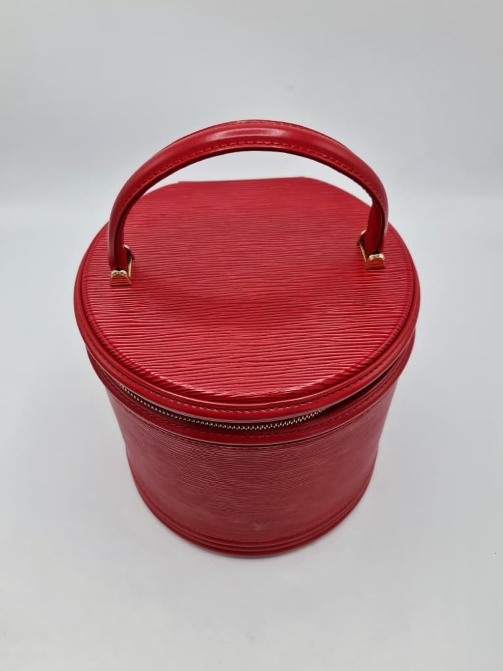 210aaa10-f15d-4c36-a288-a26ff8006fc2