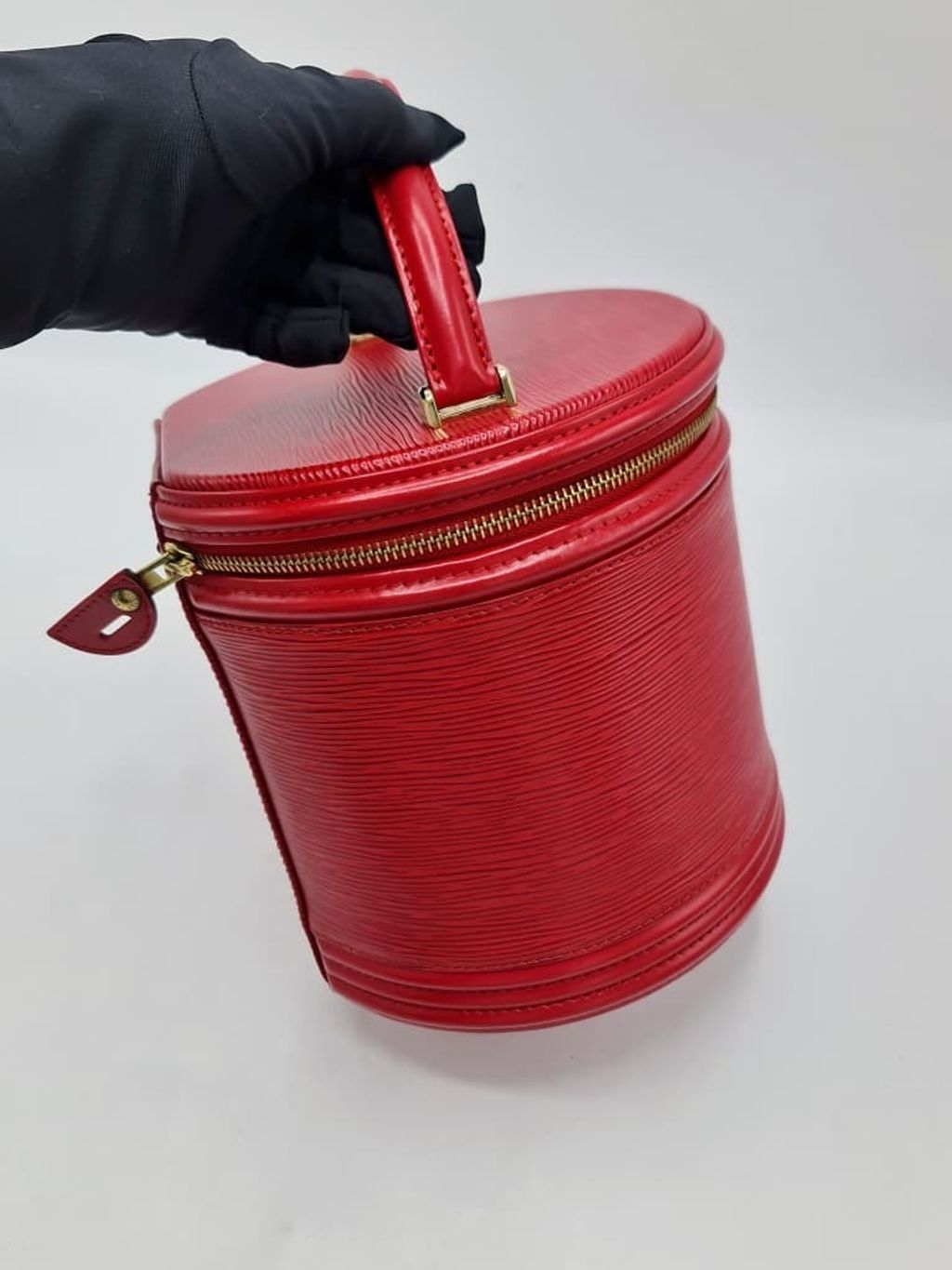 17b047a1-5da0-4e80-ae92-030f4e09a61b