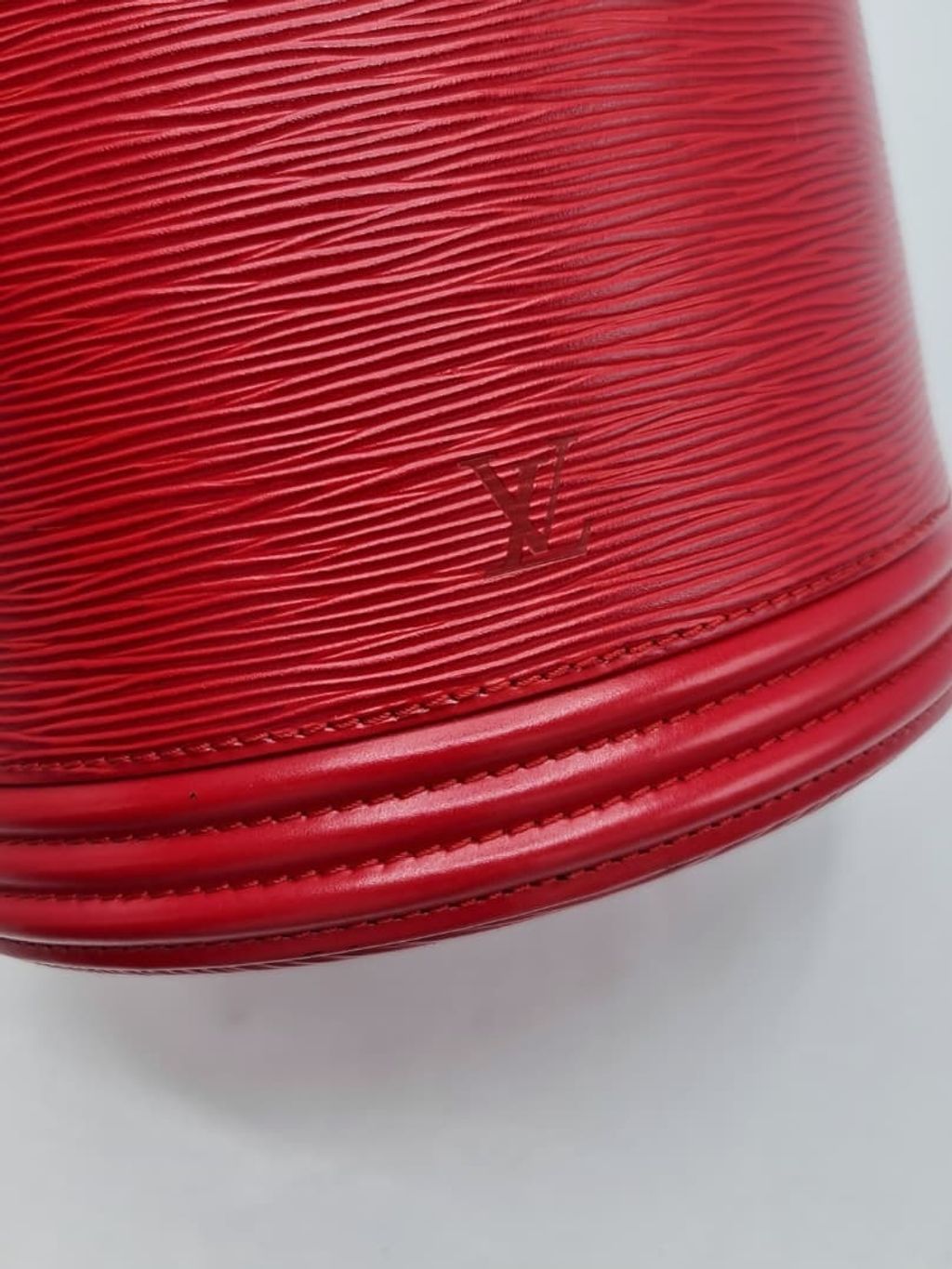 9d8f409e-41d5-44d5-b5fd-af21f6c9467c