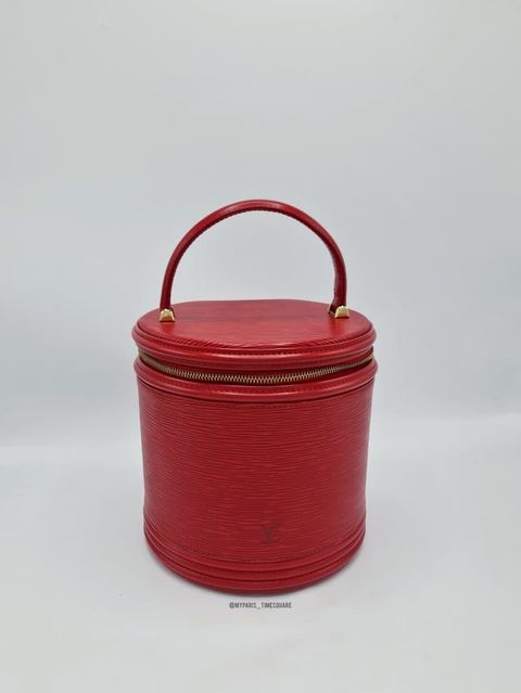 a9041d61-c7d9-49a1-ad27-37ba1ae16f90