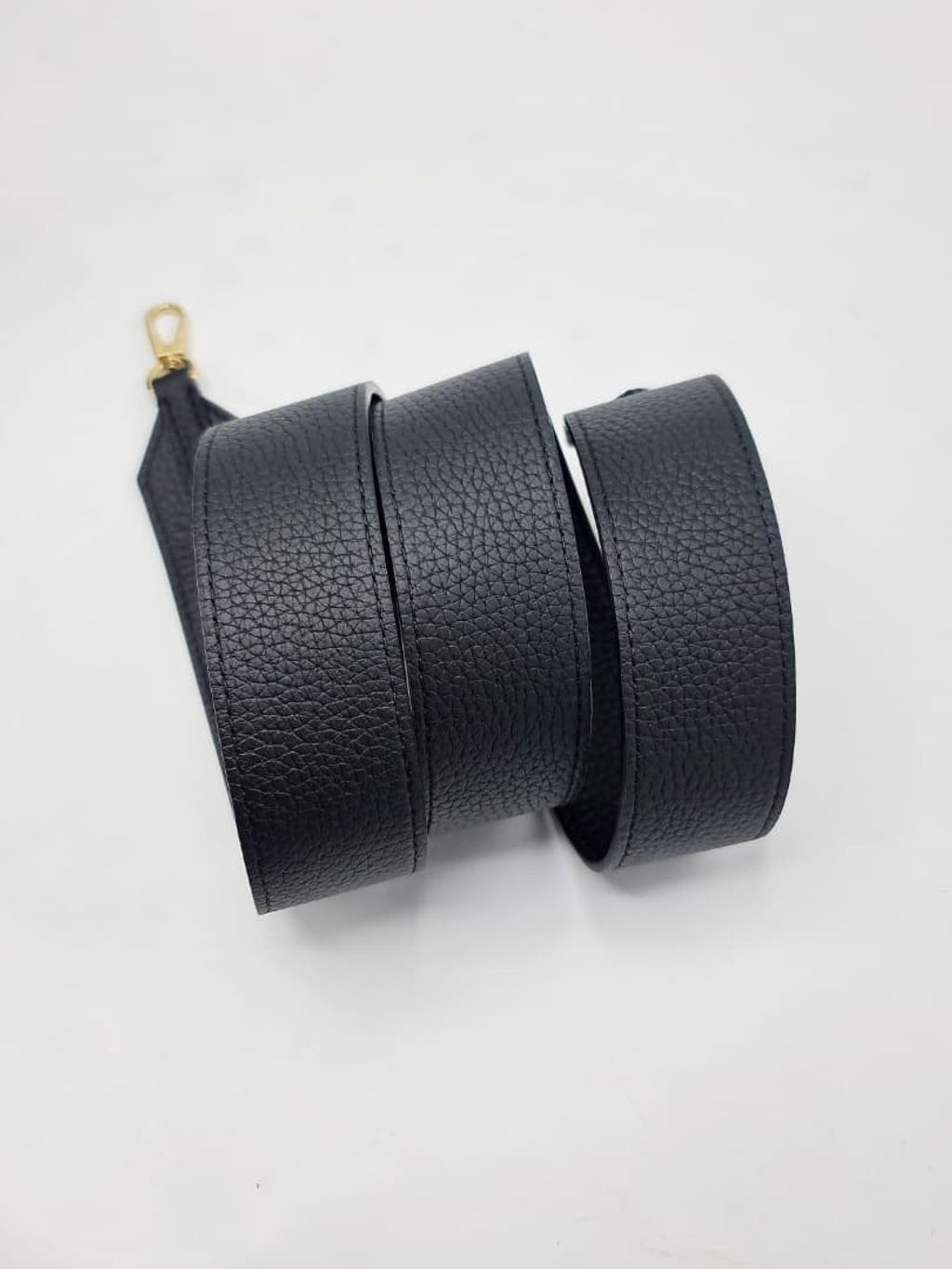 fe74b13a-b777-4643-986f-9540a5b141e3