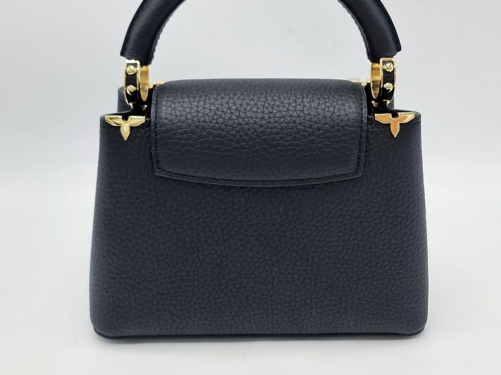 b846b202-f559-4b54-97cf-f4e81dd433a6