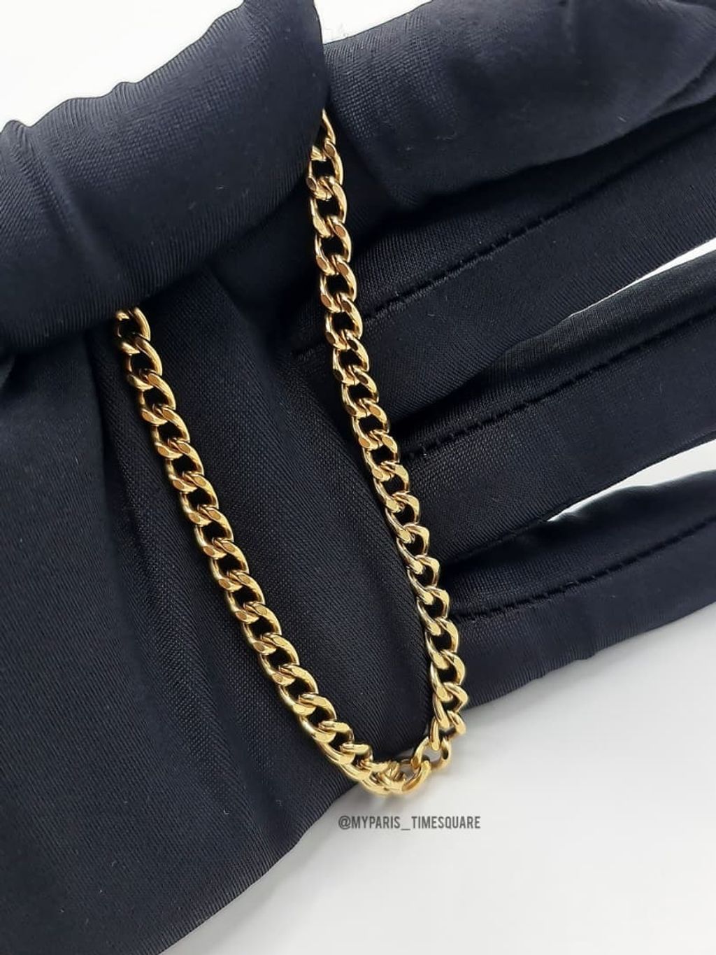 211f869b-a67f-44aa-abcc-21045b3f73ef