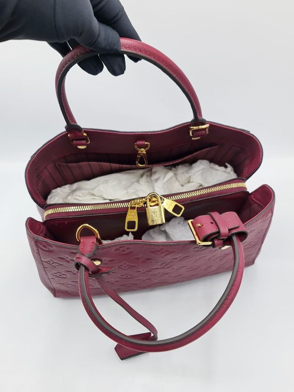 28c08d4d-5ab8-4fc6-b3d7-6662e59d1880