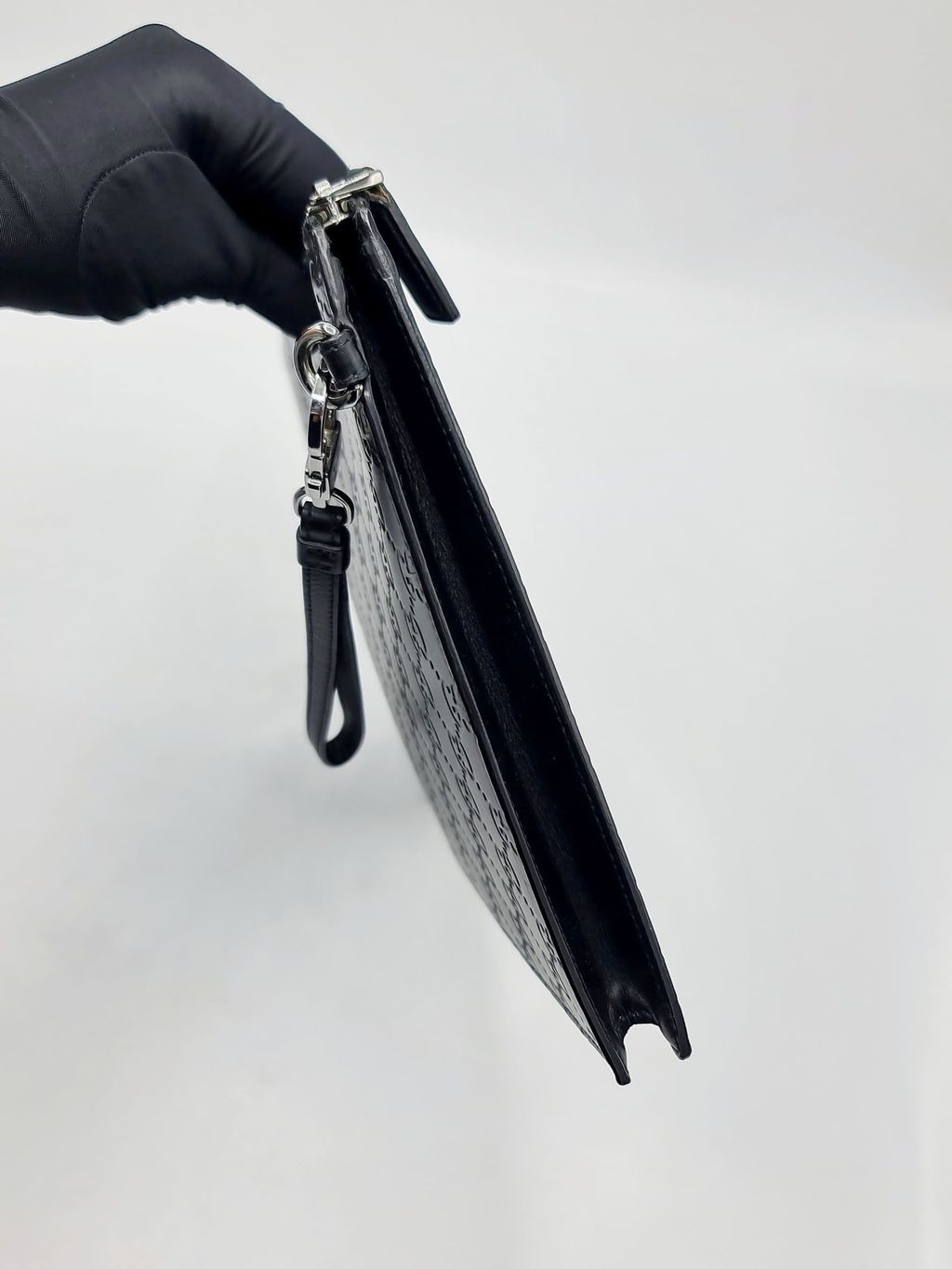 d55c1def-01c8-4f7c-bbbe-01ff6dcca681