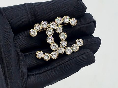 afa89382-839b-43fe-aa05-10d2e36a3e9c