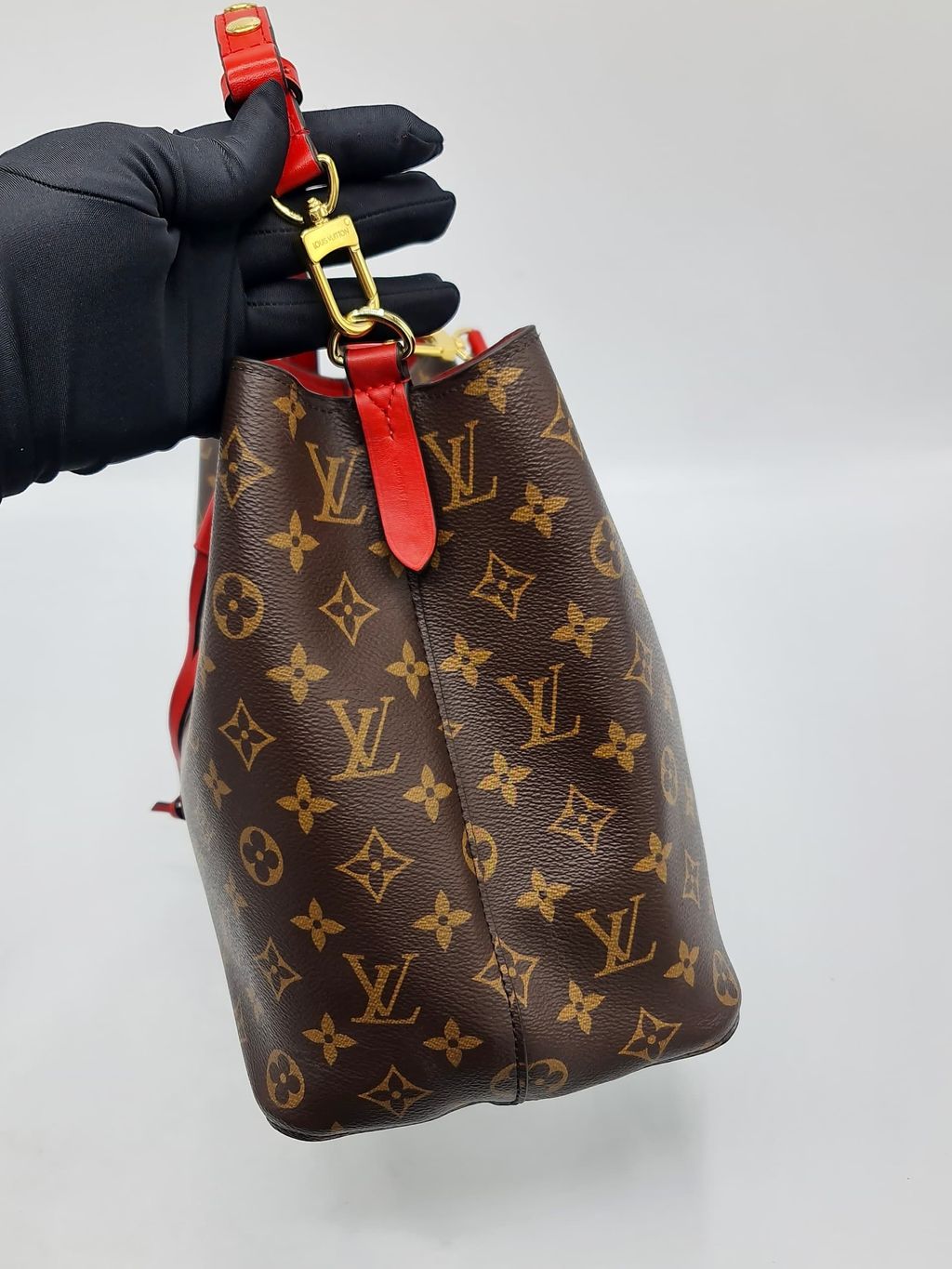 cc72eb45-82dc-48e5-aabf-b98064416618