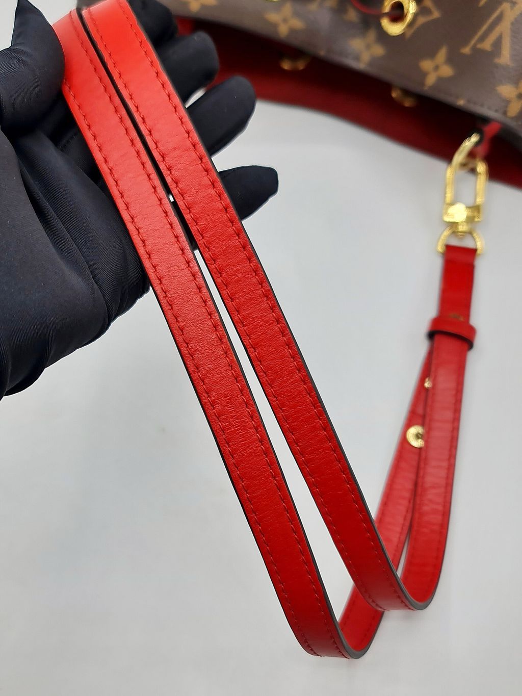 dfa7fcf9-7248-4c6a-94ec-242bcd2e359a