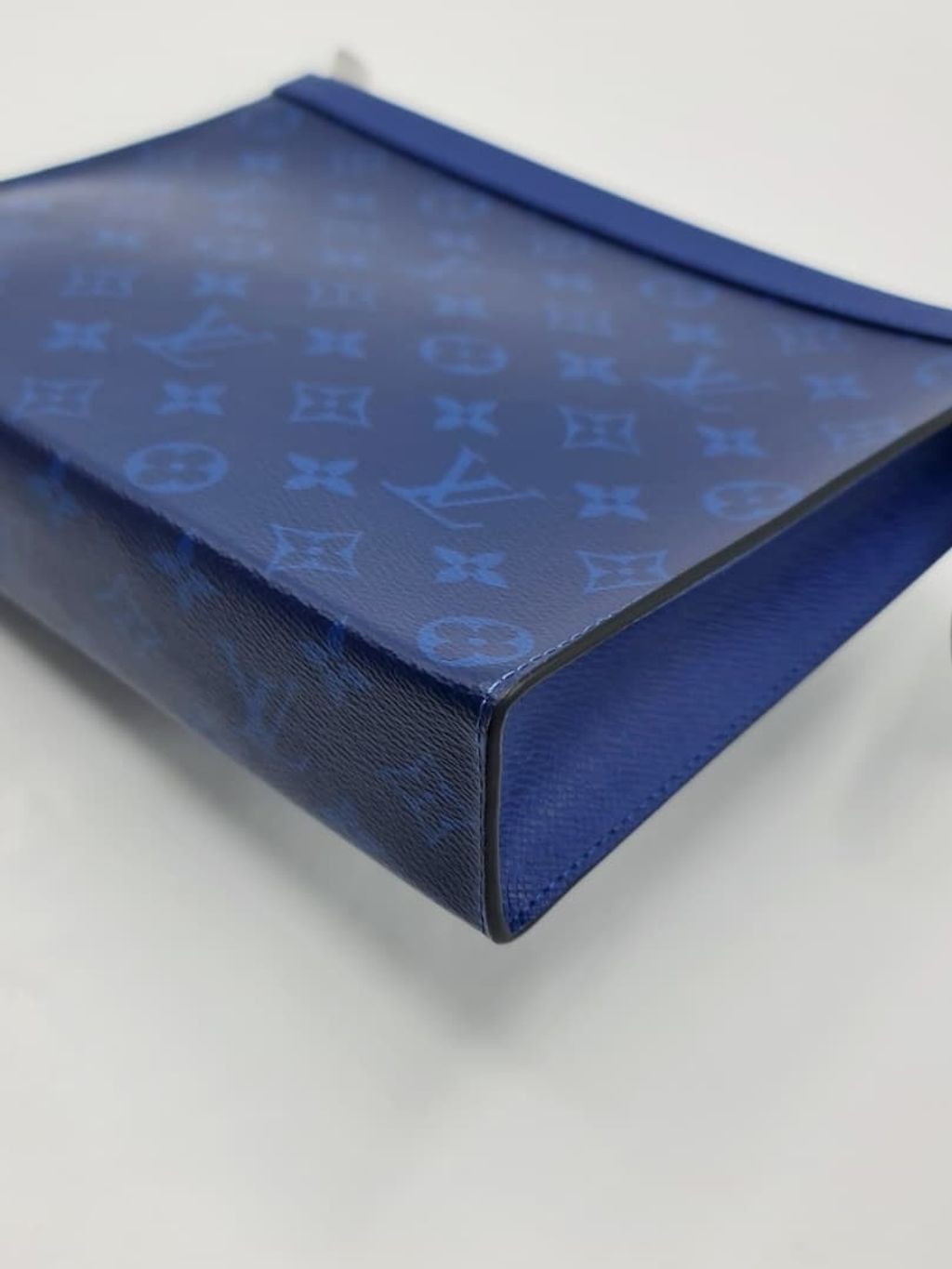 998501e0-7e1c-4e8e-8cbc-d20be331856a