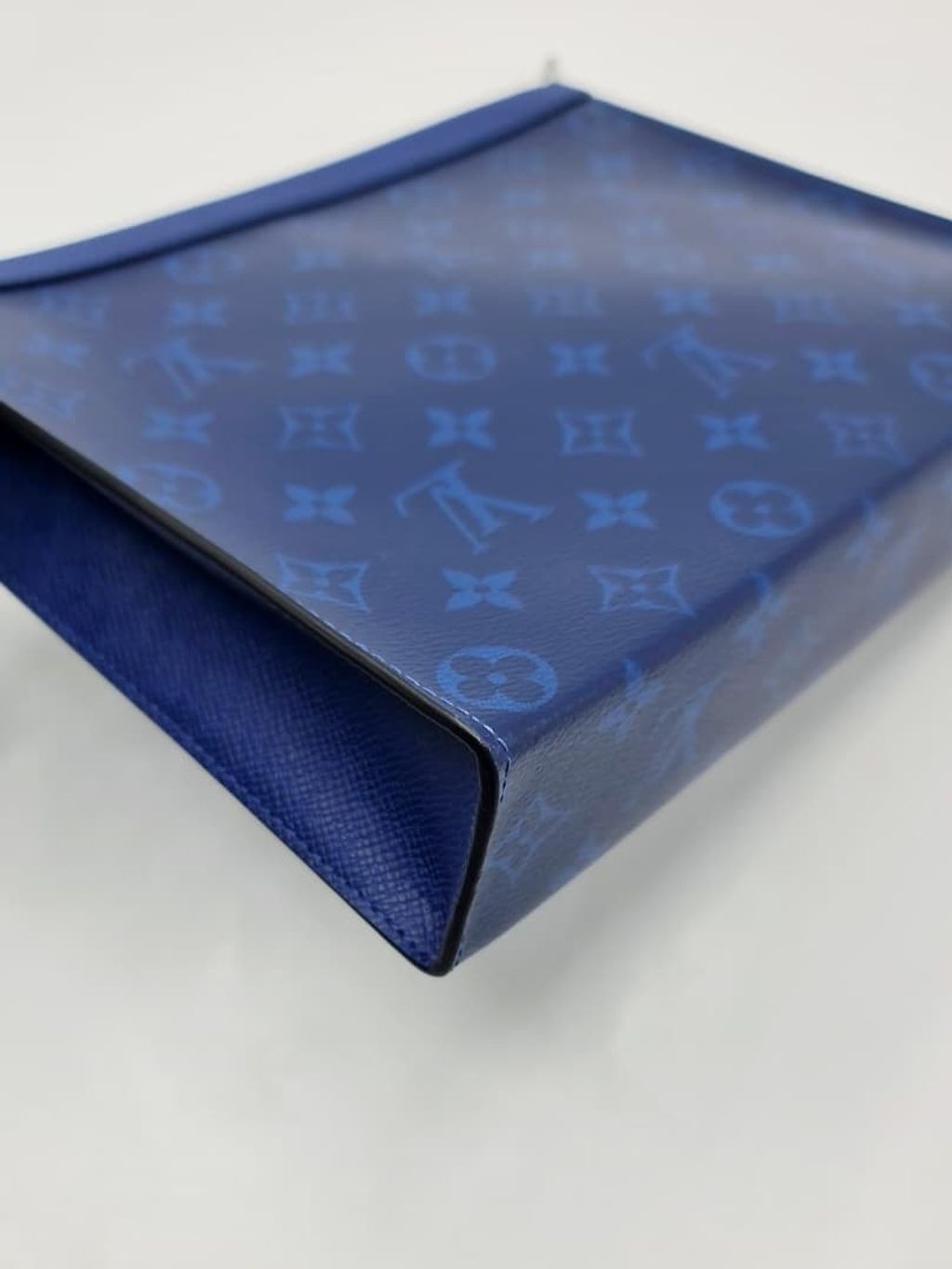 ce910c97-96f7-43c8-aef5-8d6fb2cc3cd4