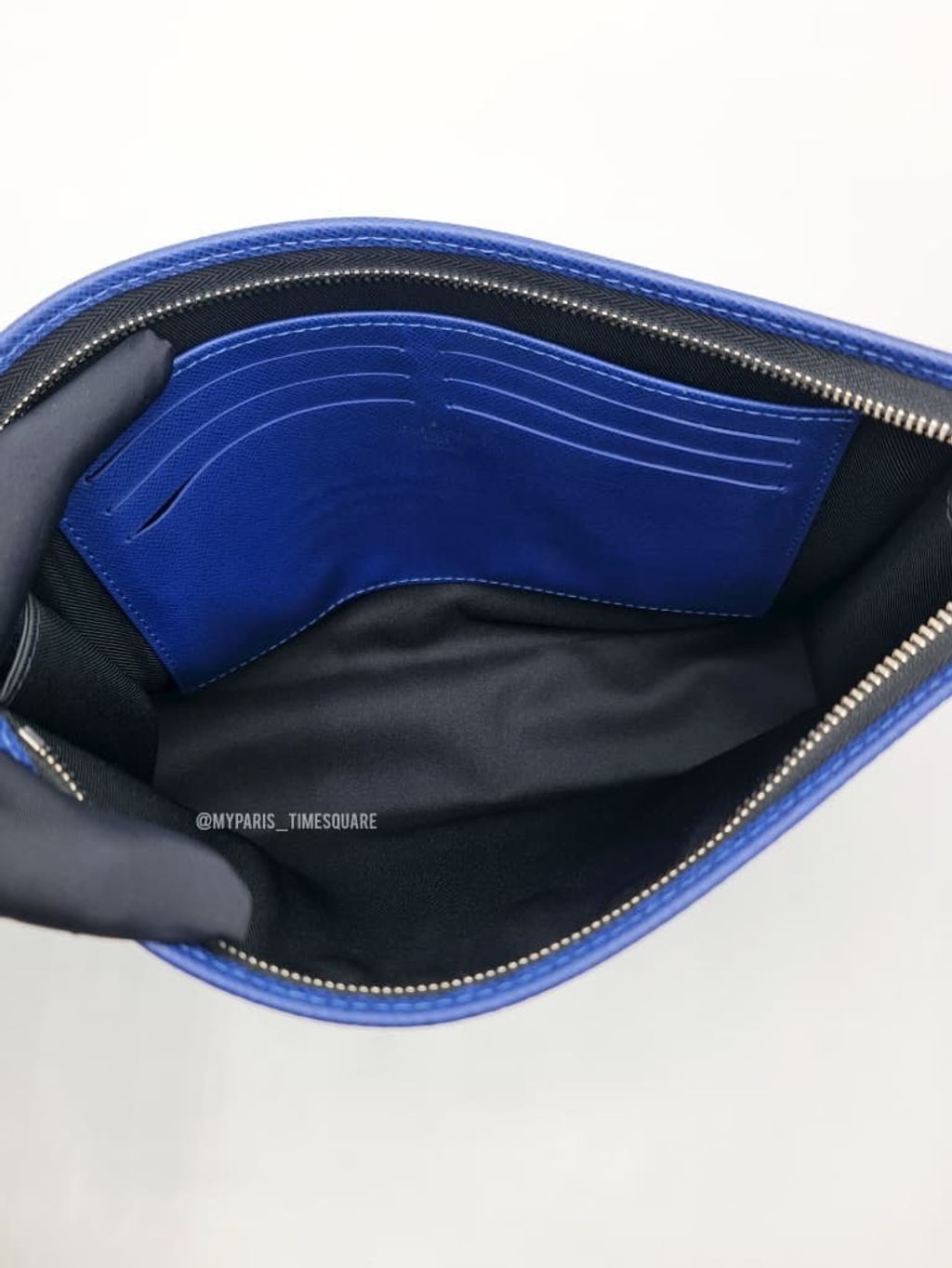 c2640332-54fd-489e-b5d7-2712e1b7e94b